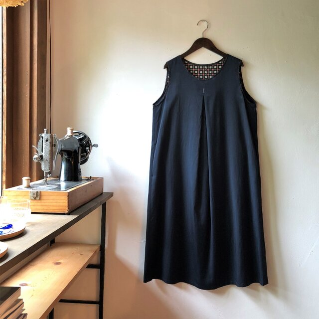 うさぎのシンプルワンピース（綿サテン・ネイビー）031　銘仙　リメイク　綿レーヨン
