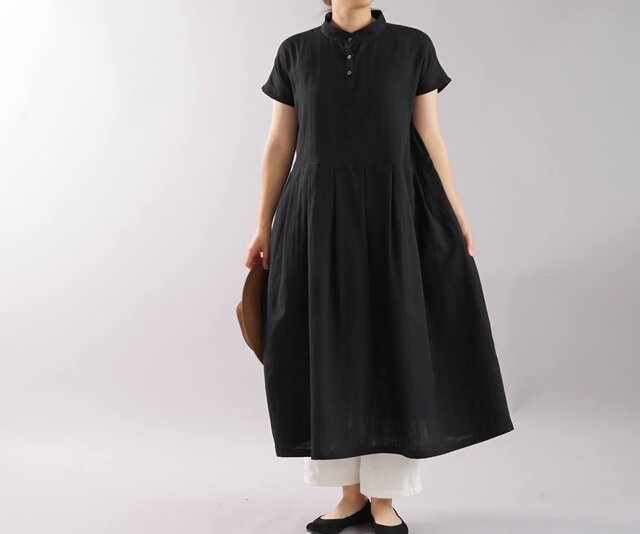 【wafu】Wガーゼ ワンピース スタンドカラー タック ミモレ丈 フレア/ブラック【freeサイズ】a73-7の画像1枚目