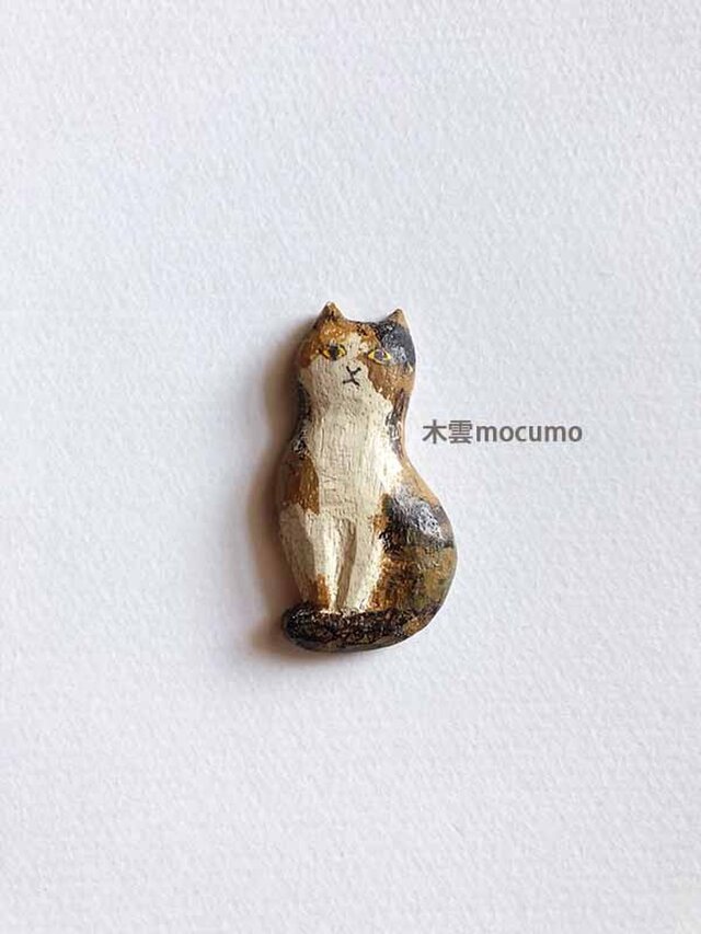 クスノキのブローチ *三毛猫* の画像1枚目