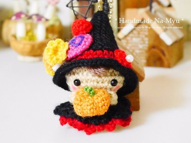 【受注制作】あみぐるみ★ハロウィンが楽しみ!! Halloweenベビーちゃん♪・赤(S)/ボールチェーンの画像1枚目