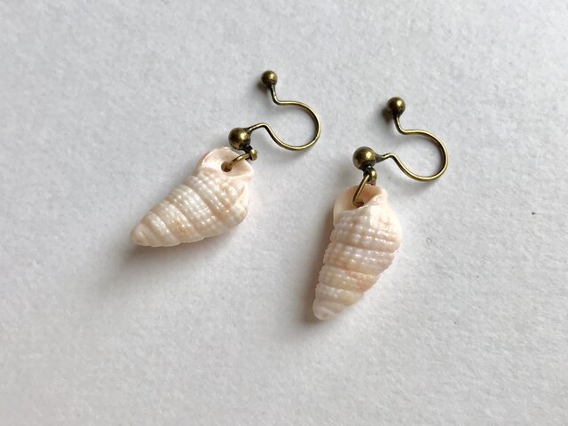 ノンホールピアス No.910巻き貝の画像1枚目
