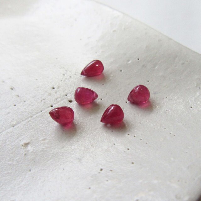 ルビードロップ 5.92ct RS-01の画像1枚目