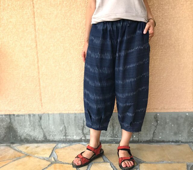 再販!!XL~3Lサイズ、ジョムトン手織り綿のもんぺ紺絣パンツ、オールシーズンの画像1枚目
