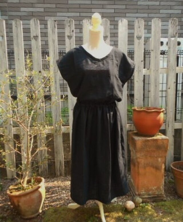 ふわふわダブルガーゼ♪vネックのウエストシャーリングワンピースの画像1枚目