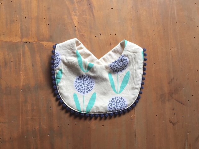 オーガニックコットンスタイ まぁるい花の画像1枚目