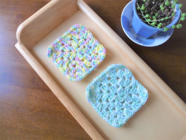 かぎ針編みコースター2枚組 (パステル)の画像1枚目