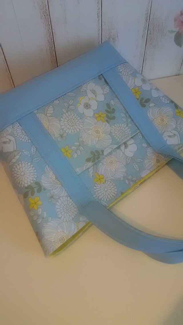 シンプルトートバッグ (北欧花柄)の画像1枚目