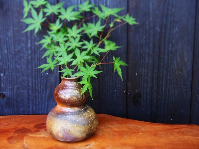 備前焼 瓢箪花入れ h3-025の画像1枚目