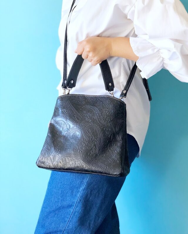レミー 2WAYバッグ ショルダー&ハンドバッグ 本革 ペイズリー ブラックの画像1枚目