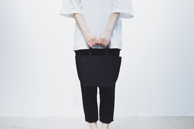 【廃盤20%OFF】SHIKAKU TOTE black (黒)の画像1枚目
