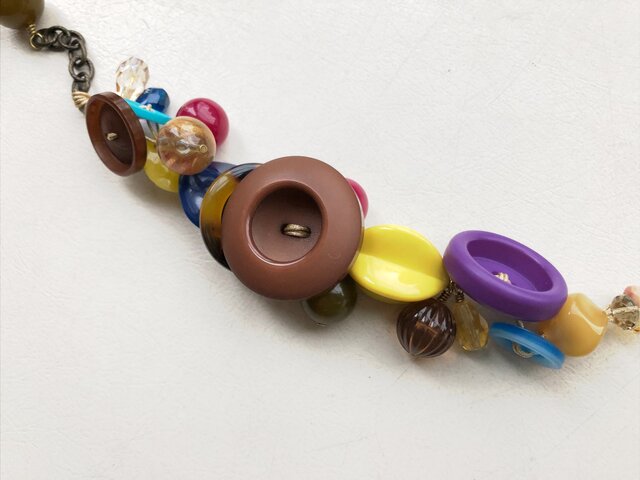 no.45 デコボコ*ボタンのブレスレットの画像1枚目