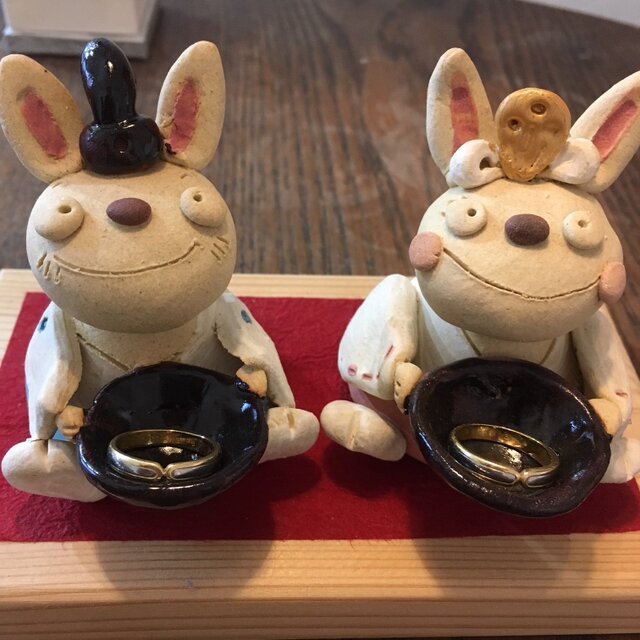 【ウェディング】うさぎの指輪置き リングホルダー リングピロー リングスタンドの画像1枚目