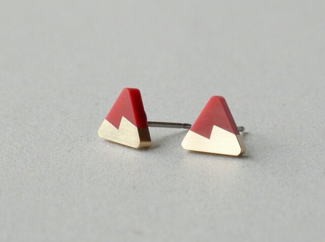 ジグザグピアス ▲ 赤 平の画像1枚目