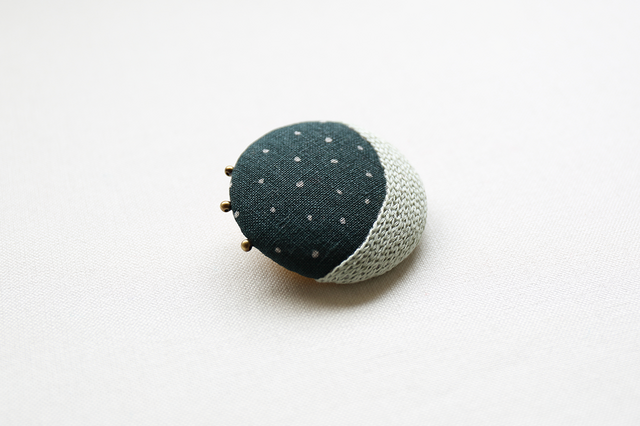 ブローチ "macaron_sablé"の画像1枚目