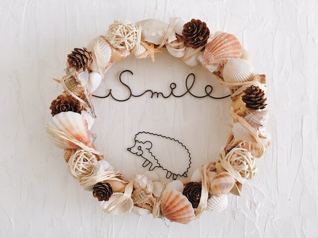 ハリネズミのSmileシェルリースの画像1枚目