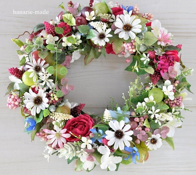 白い花と葡萄の実と:wreath 葡萄 の画像1枚目