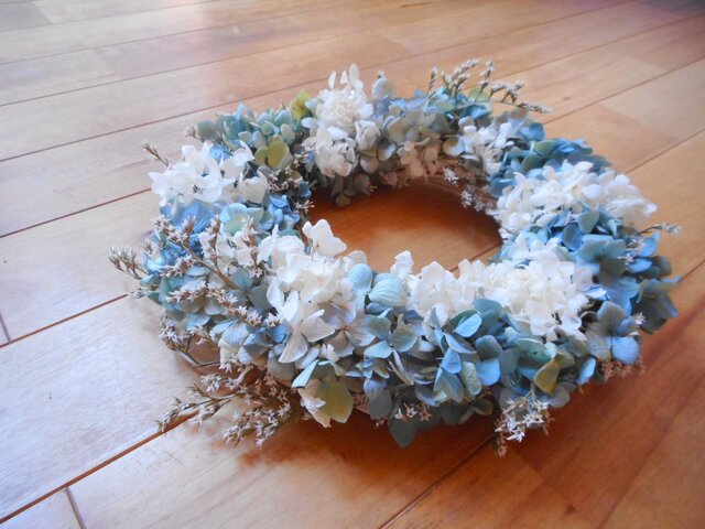 Blue & white の画像1枚目