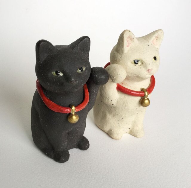 かわいいまねき猫(白と黒)の画像1枚目