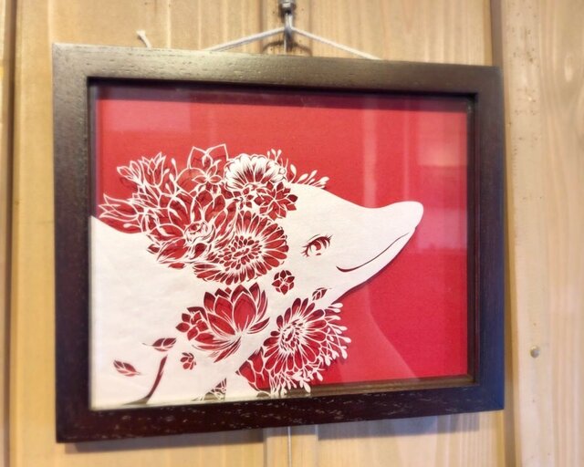 額装済み切り絵作品・イルカの花嫁の画像1枚目