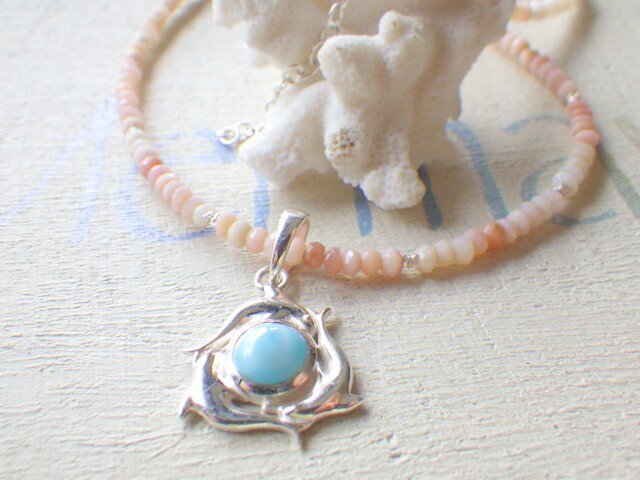 Larimar Dolphin Pink Opal Necklace ✴︎sv925✴︎の画像1枚目