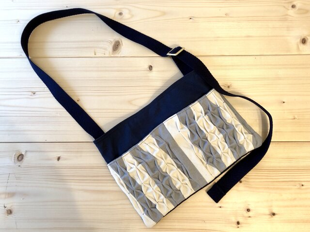 smocking sacocheの画像1枚目