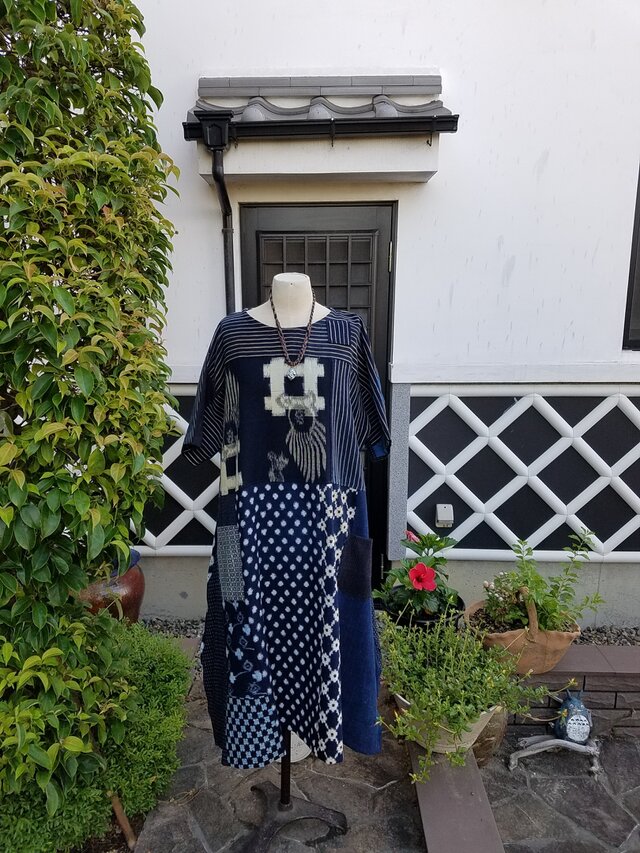 着物リメイク　手作り　絵がすり、雪ん子パッチ　ワンピース　綿100%