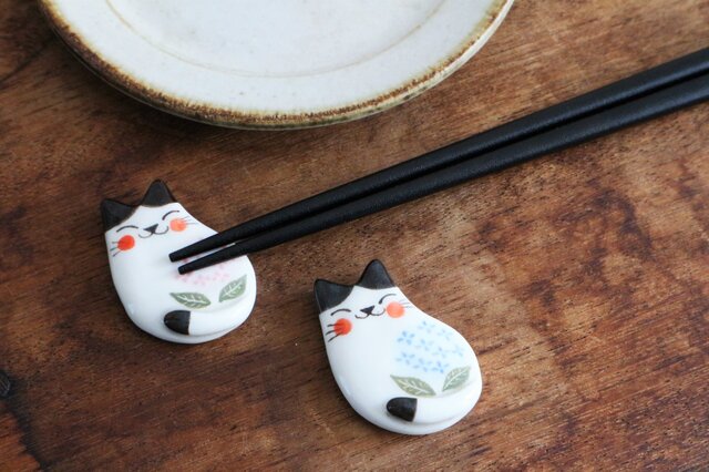 ハンドメイド　陶芸　箸置き 箸置き 10 ( 香箱座り) | iichi 日々の暮らしを心地よくする
