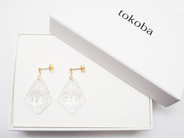 tokoba ピラミッド・ピアス 菊つなぎ(K18)の画像1枚目