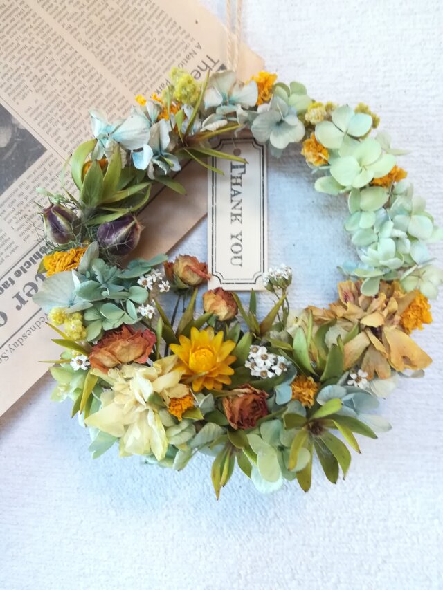 [送料無料]ドライフラワーリース◆ミニバラと、