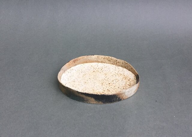化粧掻き落とし文様 皿65の画像1枚目
