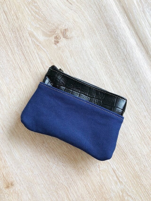 ベルトポーチ 本革 クロコ型押し ブラック & 帆布 ネイビー メンズの画像1枚目