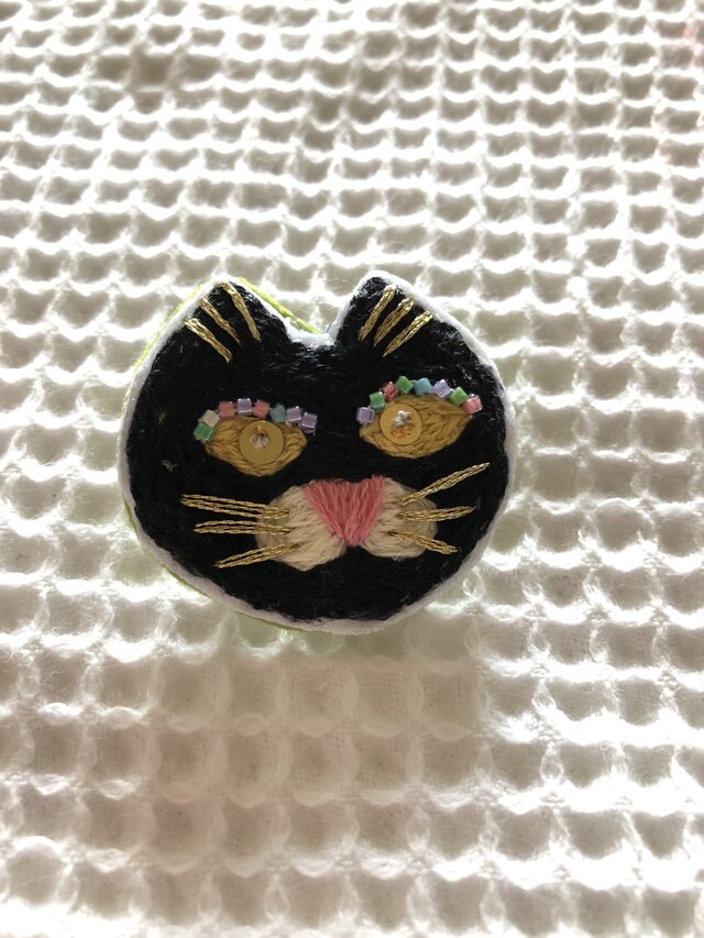 Nさまオーダー☆オシャレな黒猫ブローチの画像1枚目