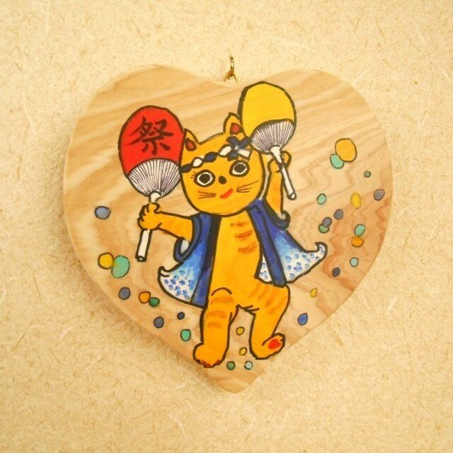 ハートの飾り猫 祭 を祝う猫001 絵馬風かわいい飾り絵 お正月飾りに Iichi ハンドメイド クラフト作品 手仕事品の通販