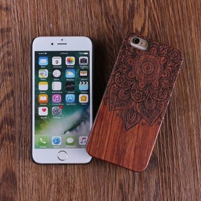送料無料 iPhoneケース 木製ケース 天然木 木目調 ウッドケース 無垢材 高級 大人の画像1枚目