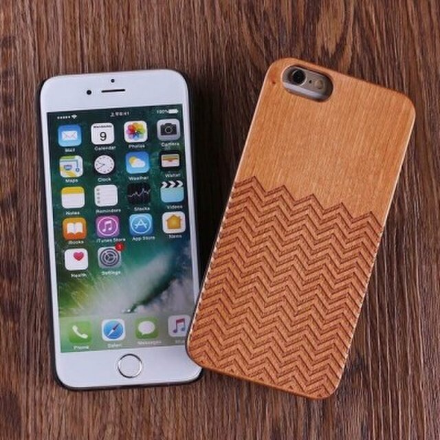 iPhoneケース 木製ケース 天然木 木目調 ウッドケース 無垢材 高級 大人の画像1枚目