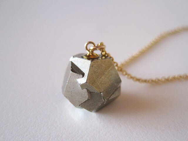 パイライトの原石ネックレス/黄鉄鉱/Peru 14kgf | iichi 日々の