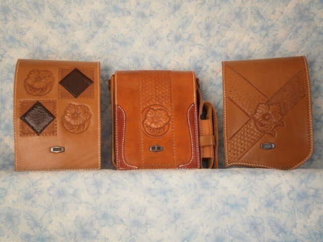 3バッグ分楽しめる本革(牛革)ショルダー&ウエストバッグの画像1枚目