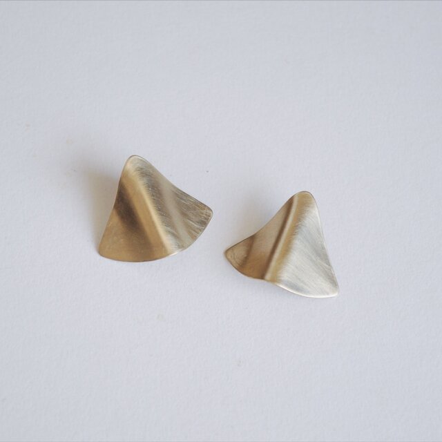 manta earringsの画像1枚目