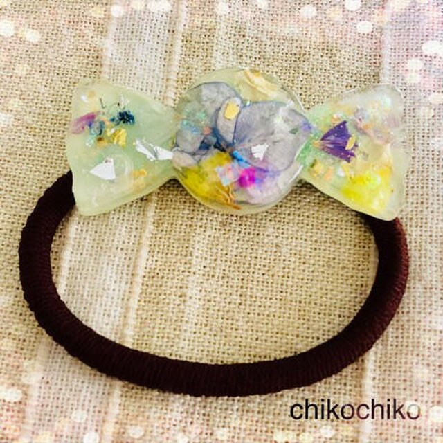 15 押し花レジンヘアゴム(キャンディ)の画像1枚目