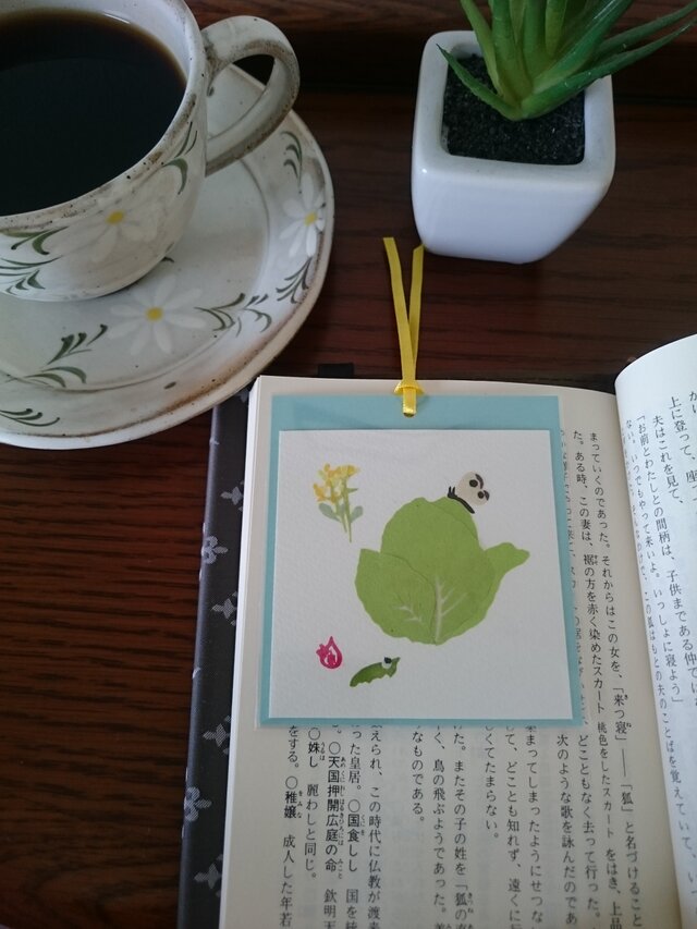 しおり(春のキャベツとモンシロチョウ)【はり絵 原画】の画像1枚目