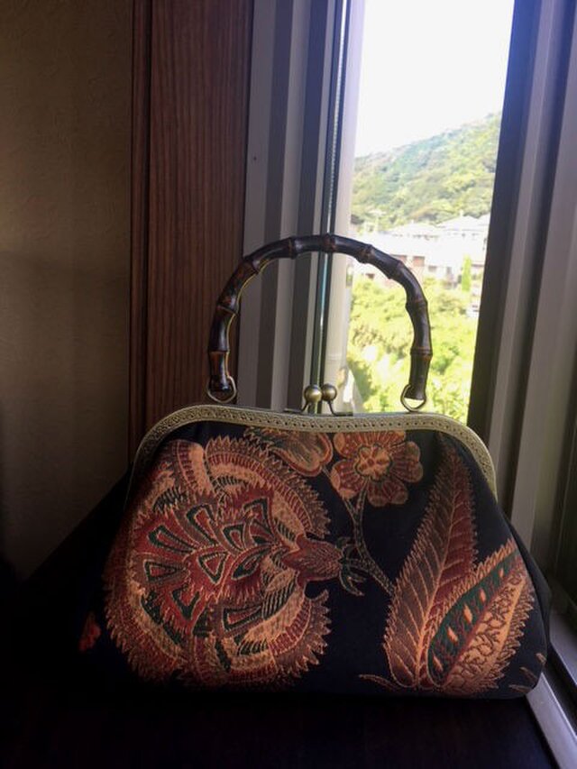 更紗模様丸帯のがま口手提げ　竹の手