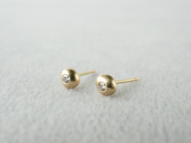 K18 Tsubu earrings / Diamondの画像1枚目