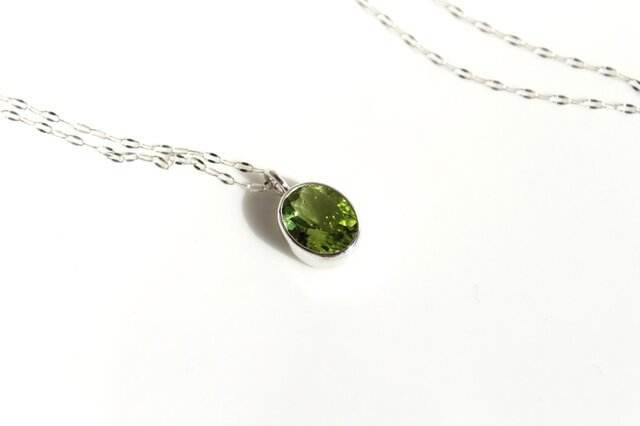 ペリドット necklaceの画像1枚目