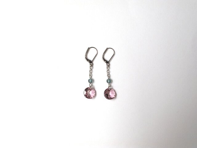 スワロフスキーラウンドピアス-LAM×ISPの画像1枚目