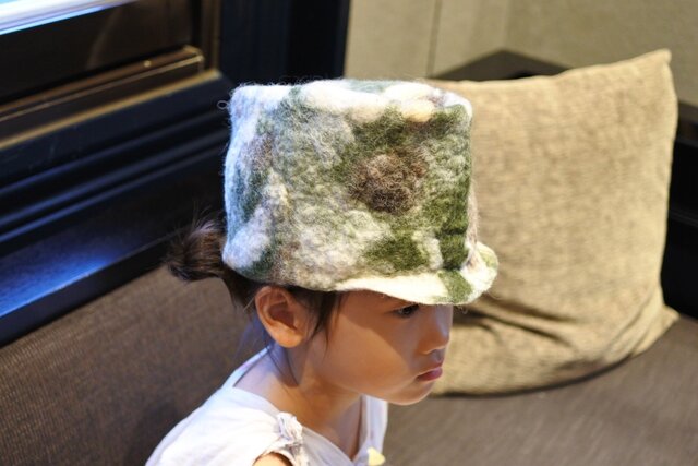 kids ピノ帽 felt 〜 マーブル 迷彩 × ピンク 〜 【リバーシブル対応】(2歳〜6歳頃)《受注製作》の画像1枚目