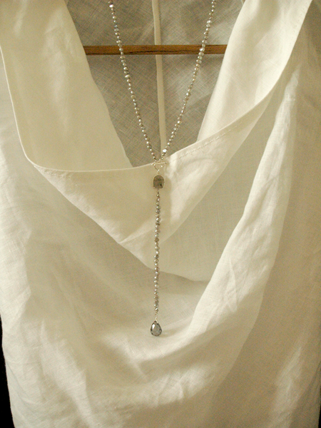 淡水パールとラブラドライトのネックレス