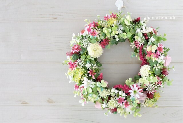 ミニリース。o○ハンドメイド雑貨　レースのリース　エクリュとベビーブルーレース ミニリース。o○ハンドメイド雑貨レースのリースエクリュと