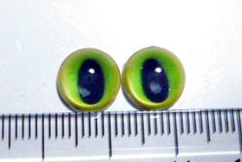 にゃんこのおめめ○半球グラスアイ○猫目○10mm○10576の画像1枚目