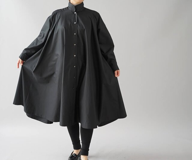 【wafu+】フレアワンピース 2way コットン シャツ スタンドカラー 長袖/ブラック b32-27の画像1枚目