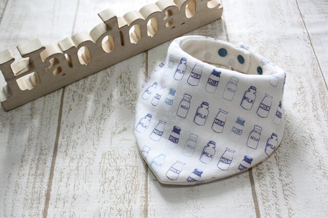 サイズ調節*8重ガーゼスタイ*MILKの画像1枚目
